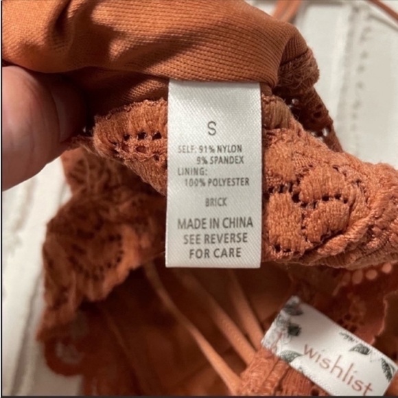 NWOT Wishlist set of two lace strappy back bralettes. Size Small. - Picture 3 of 3